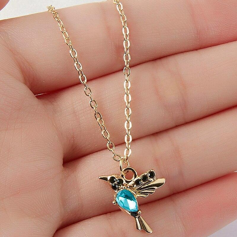 Jada – Hummingbird necklace in enamel and zirconia