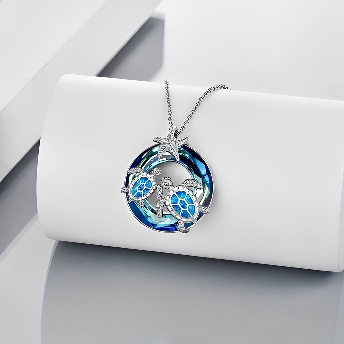 Nolwen – Turtle and Palm Necklace with Opal Circle