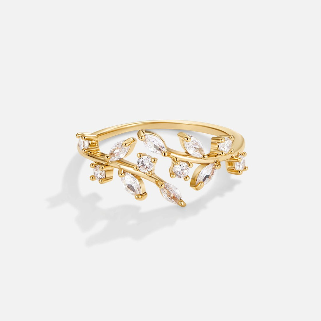 Aretha – Liana Crystal Ring in 18K gold