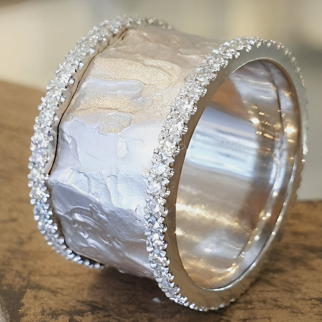 Lina – Vintage Silver Ring with Zirconias