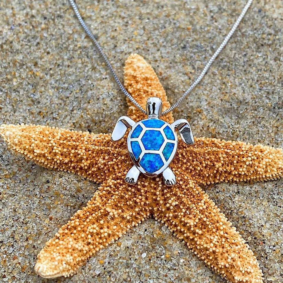 Kailea – Opal and silver turtle jewelry set (necklace + earrings)