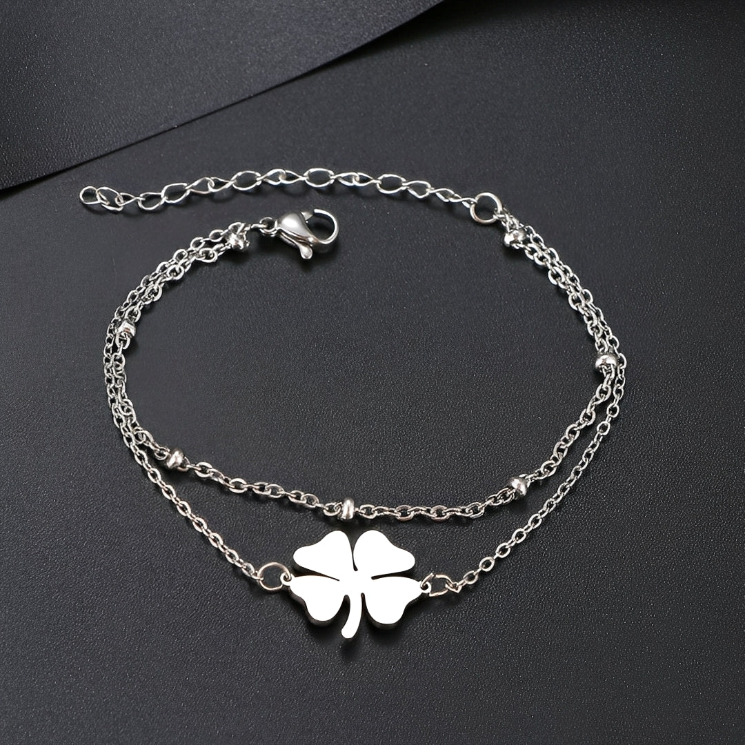 Sanya – Gold and Silver Clover Bracelet