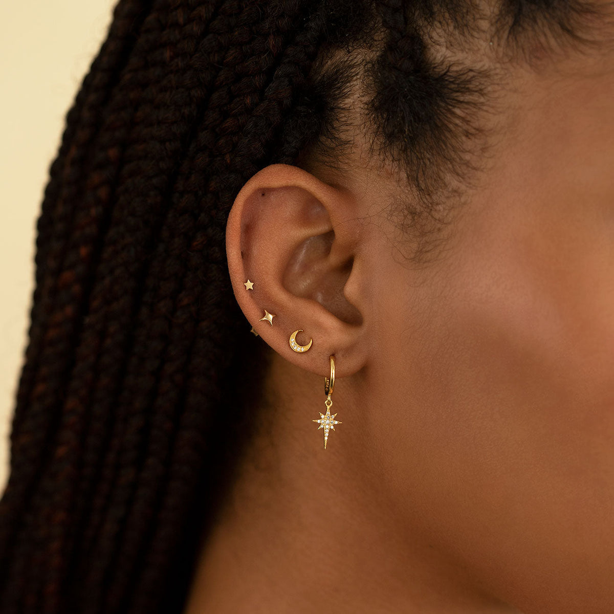 Kathryn - Star earrings with sparkle