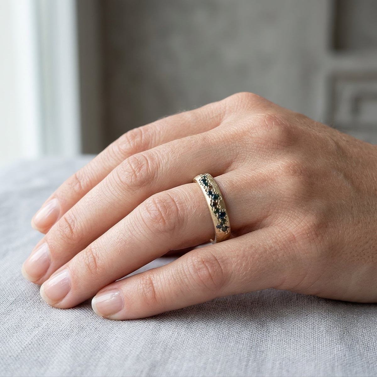 Clara - Classic Vintage Gold Ring