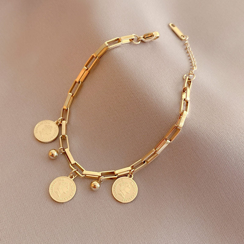 Maja – Adjustable Bracelet with Gold Coins