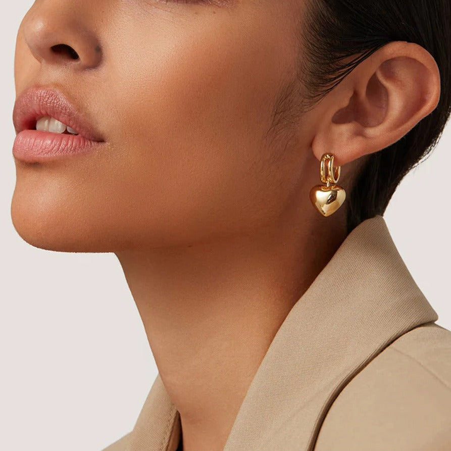 Audrey - Gold heart earrings