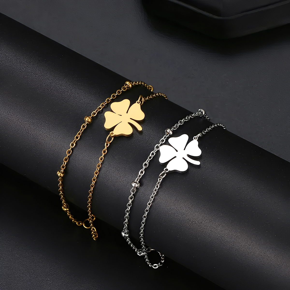 Sanya – Gold and Silver Clover Bracelet