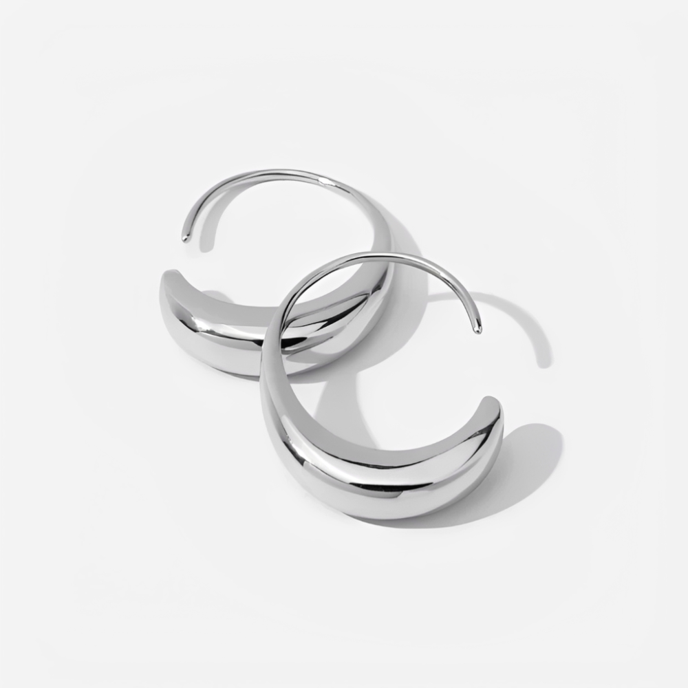 Classic drop earrings - Vintage gold hoop earring