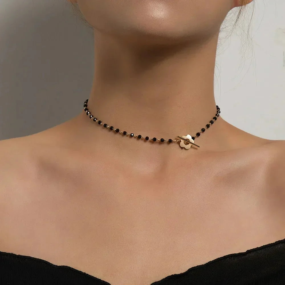 Naya - Floral Choker Necklace with Flower Clasp