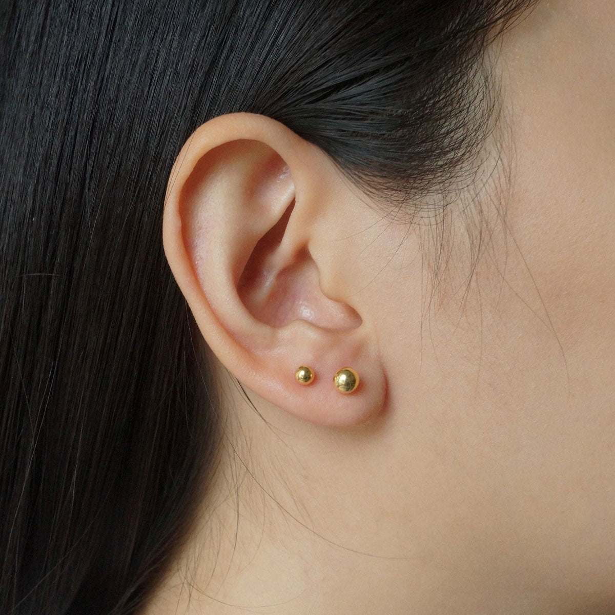 Jacqueline - Ball earrings