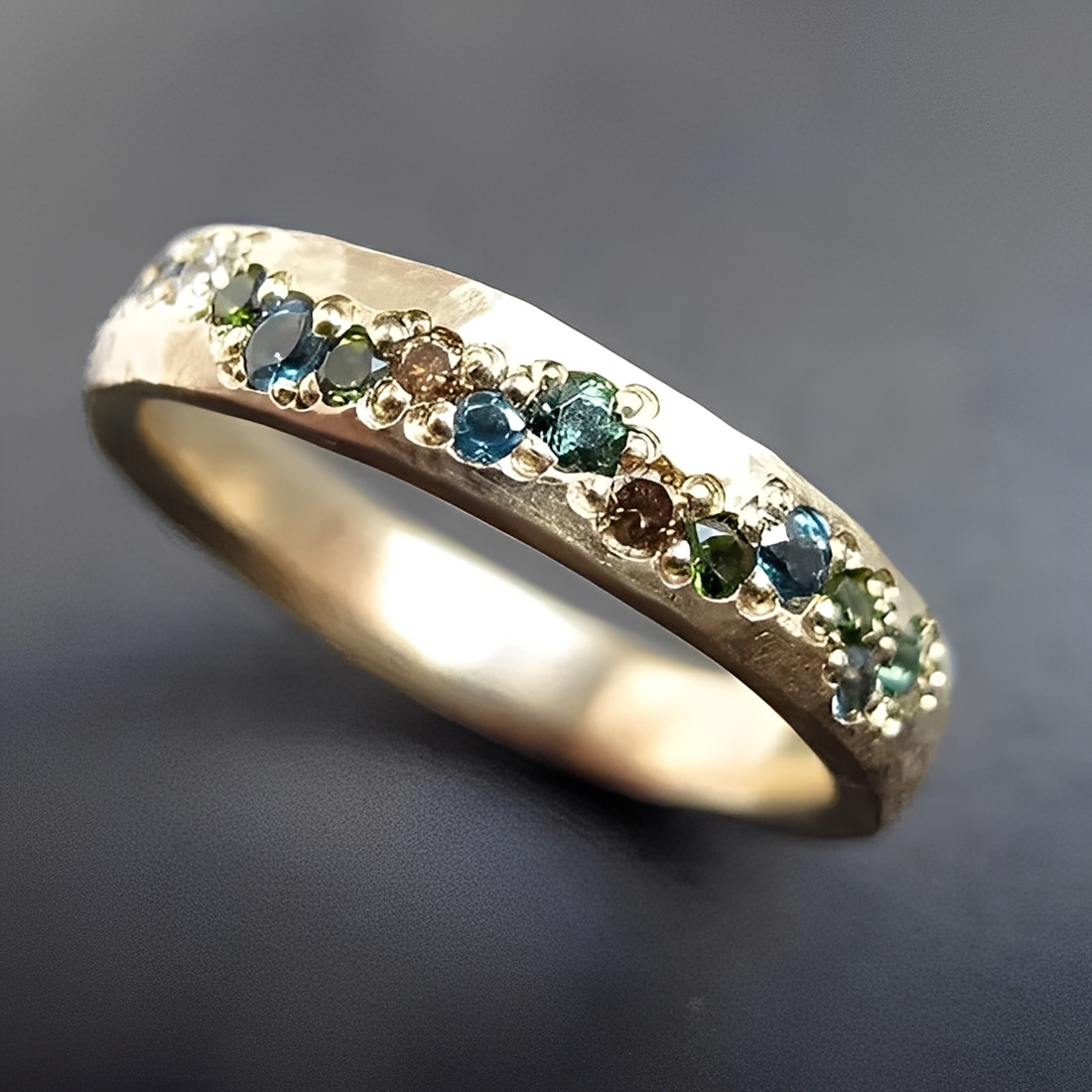 Clara - Classic Vintage Gold Ring