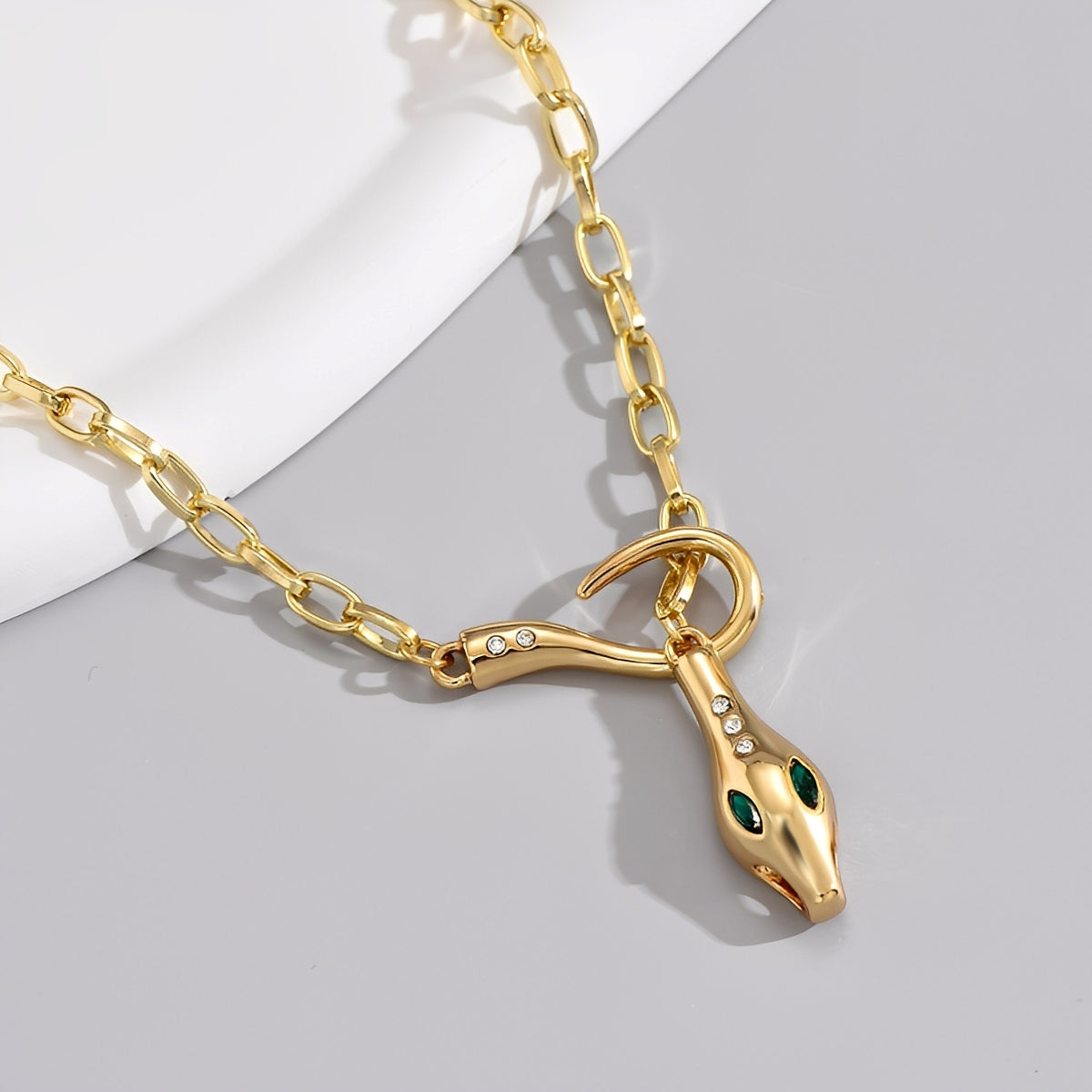 Celia – Snake Chain Necklace with Rhinestones