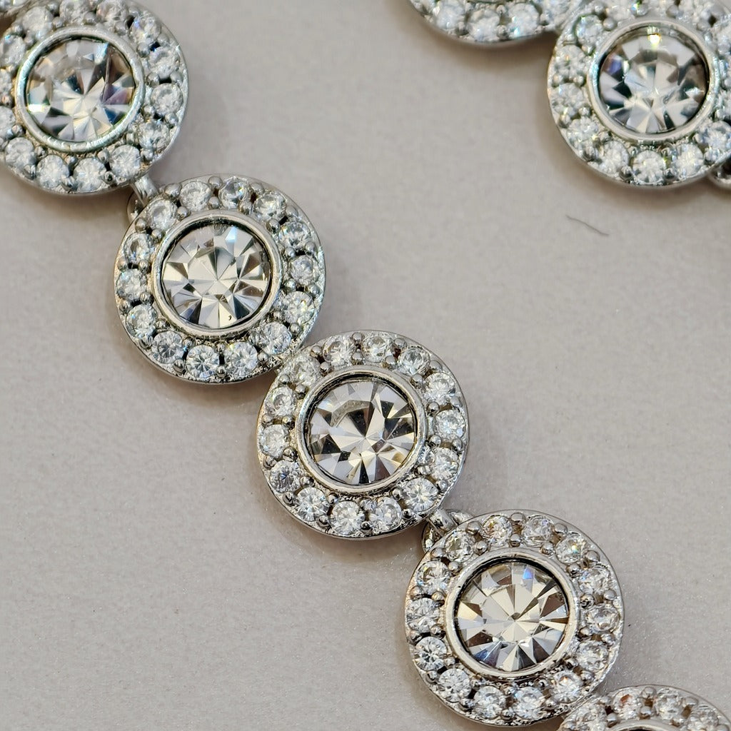 Victoria – Necklace and bracelet with shiny round button