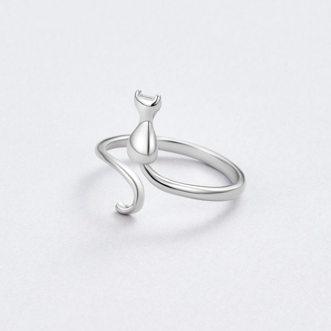Mindy – Mystic Silver Cat Ring