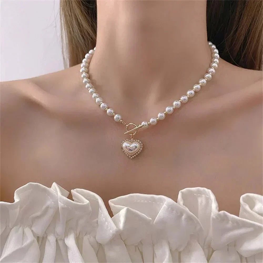 Amara – Pearl choker necklace